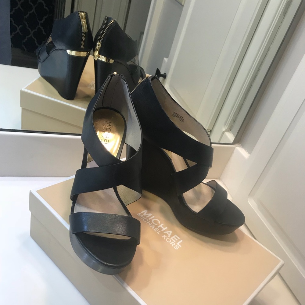 black michael kors sandals